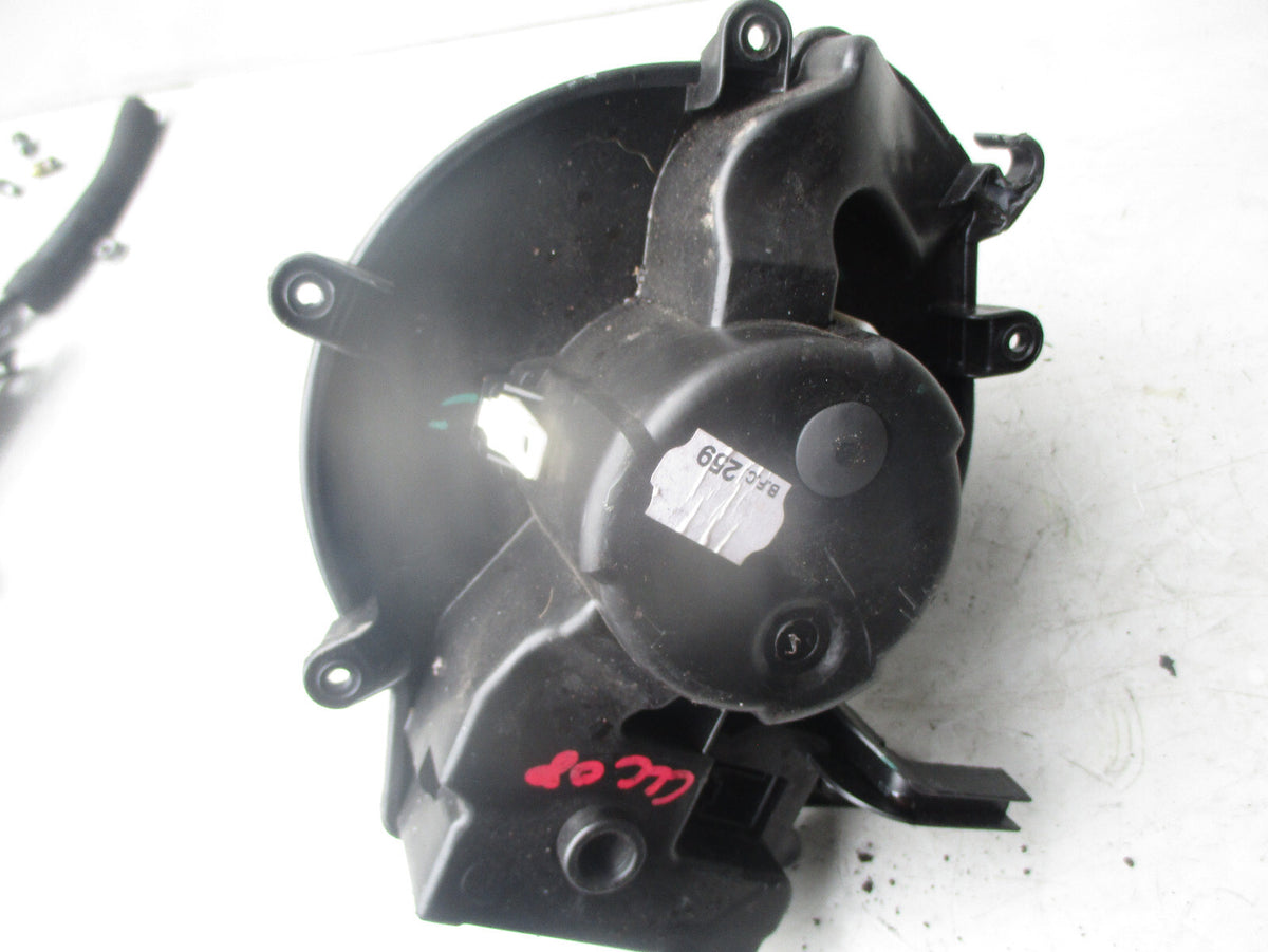 MERCEDES CLC 2008 HEATER BLOWER MOTOR & RESISTOR