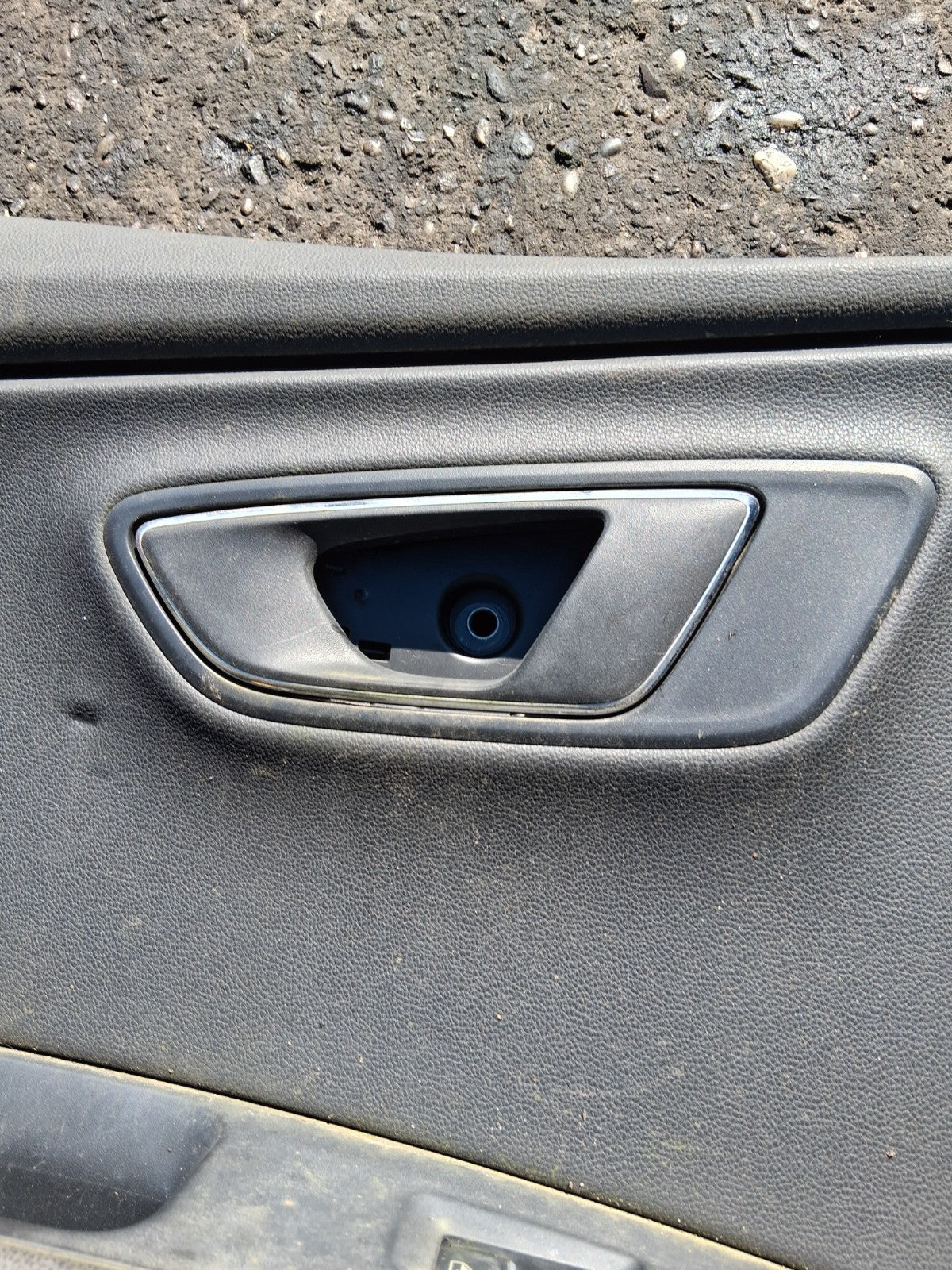 SEAT LEON MK3 NSF NEAR LEFT FRONT PASSENGER DOOR CARD 5f4867211c