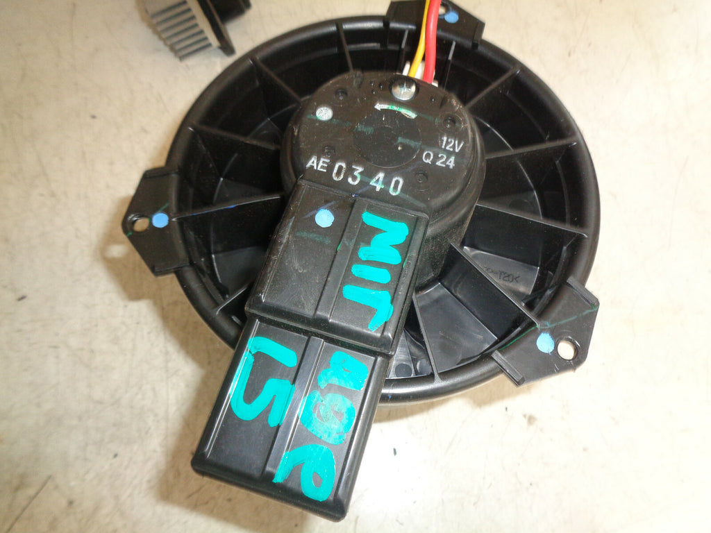 MITSUBISHI MIRAGE 2 MK6 1.2 PETROL HEATER BLOWER MOTOR WITH RESISTOR