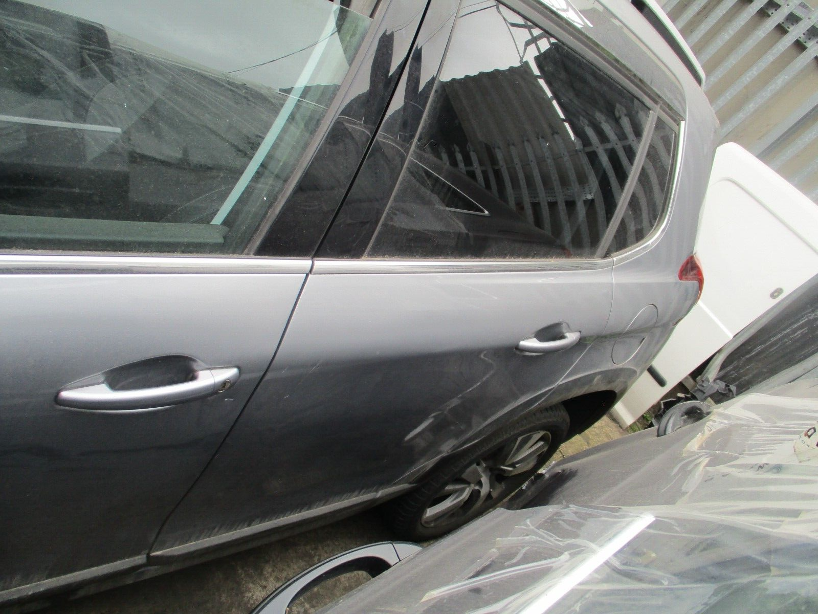 PEUGEOT 2008 2018 MK1 NSR PASSENGER SIDE REAR BARE DOOR CULUMUS GREY MET KCA