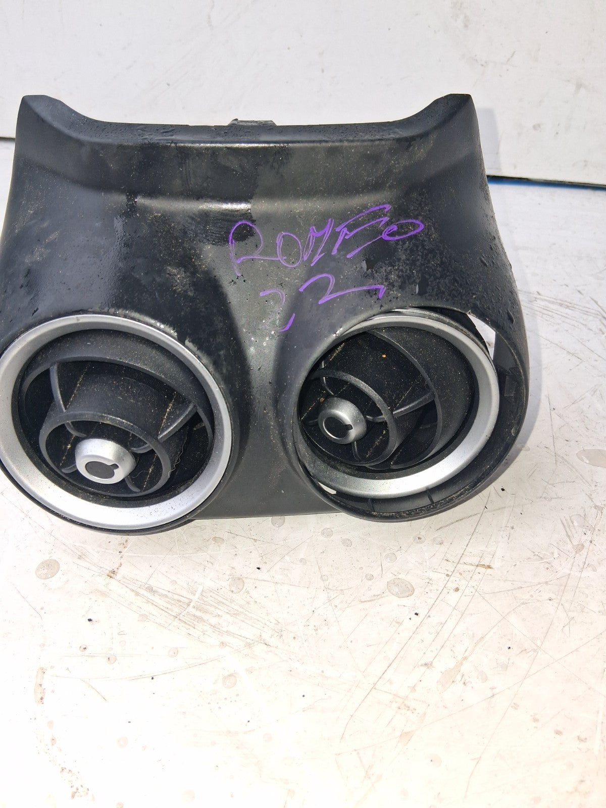 2022 ALFA ROMEO STELVIO 949 4Q REAR CENTRE CONSOLE AIR VENTS 1561236810