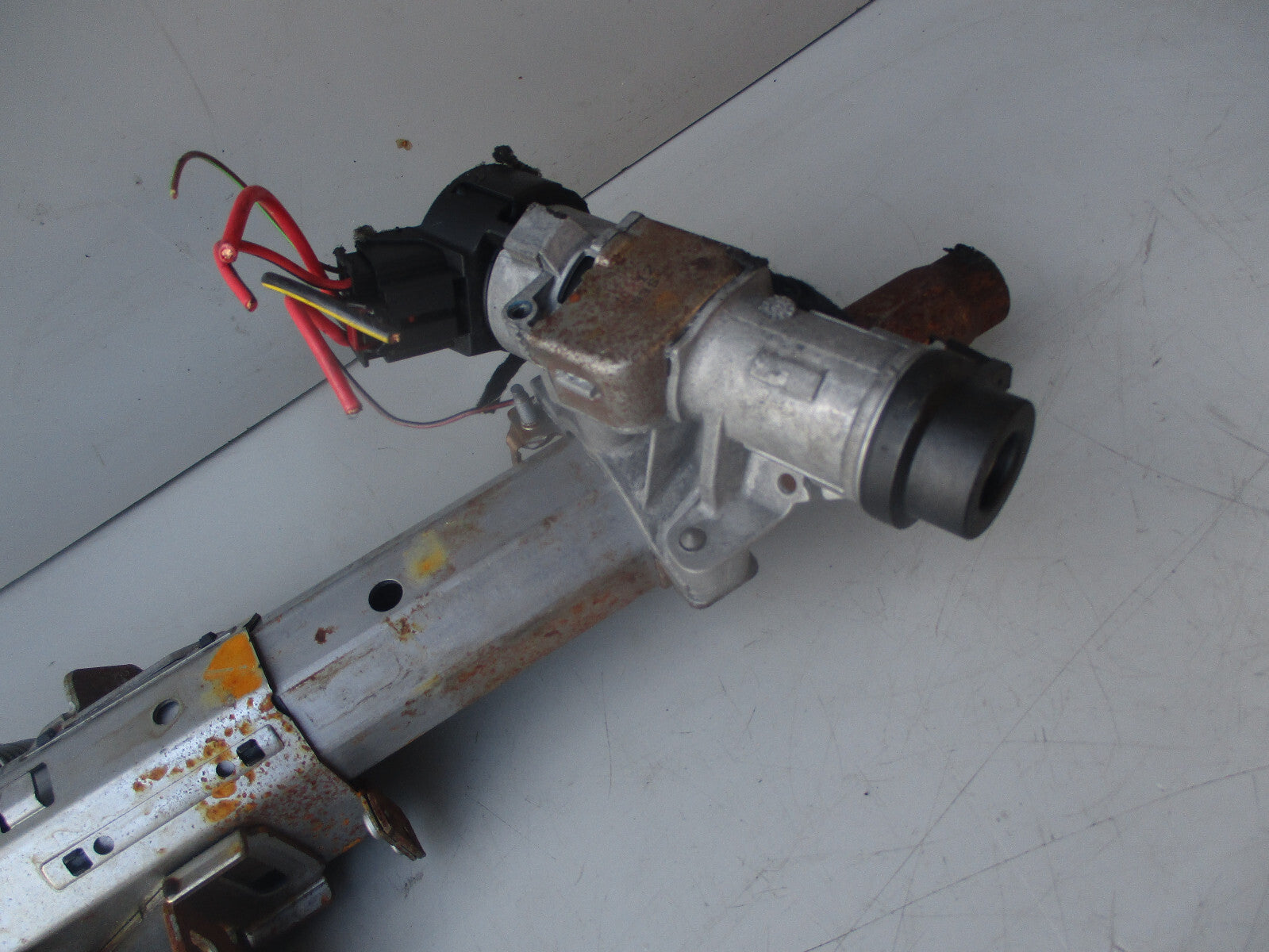 SEAT IBIZA 2012 1.2 PETROL STEERING COLUMN WITH IGNITION BARREL