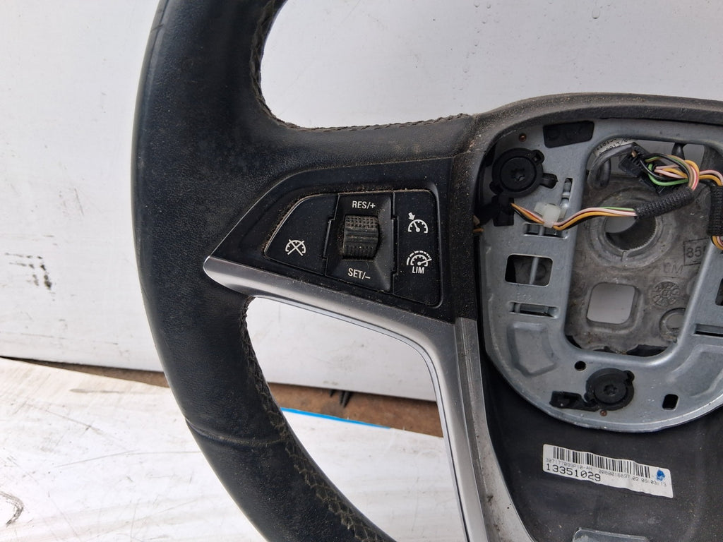 2013 VAUXHALL ASTRA J ESTATE MULTIFUNCTION STEERING WHEEL