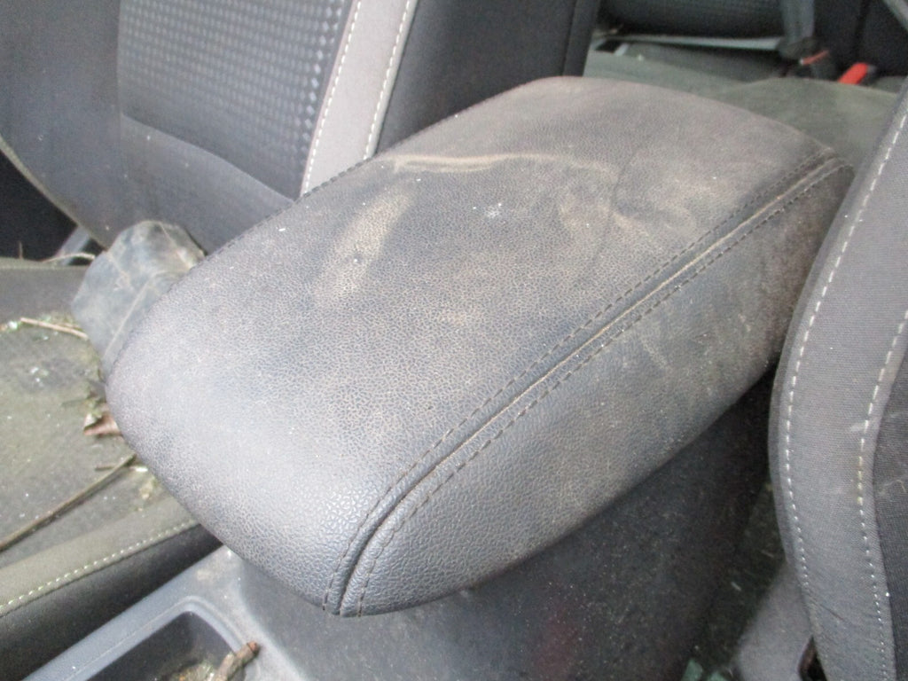FORD FOCUS MK4 2021 CENTRE MIDDLE MOUNTED LEATHER ARMREST ONLY