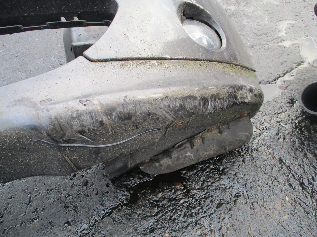 BMW 1 SERIES E87 2007 FRONT BUMPER & GRILLS GREY