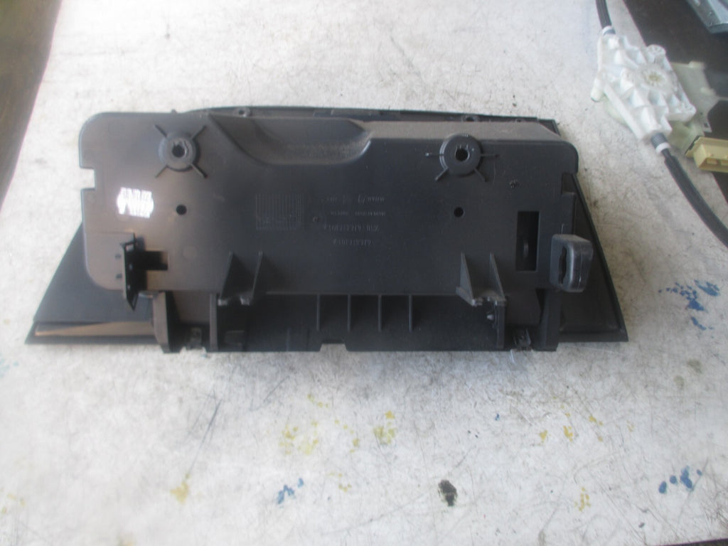 SEAT IBIZA 2011 GLOVE BOX 3C0919237B