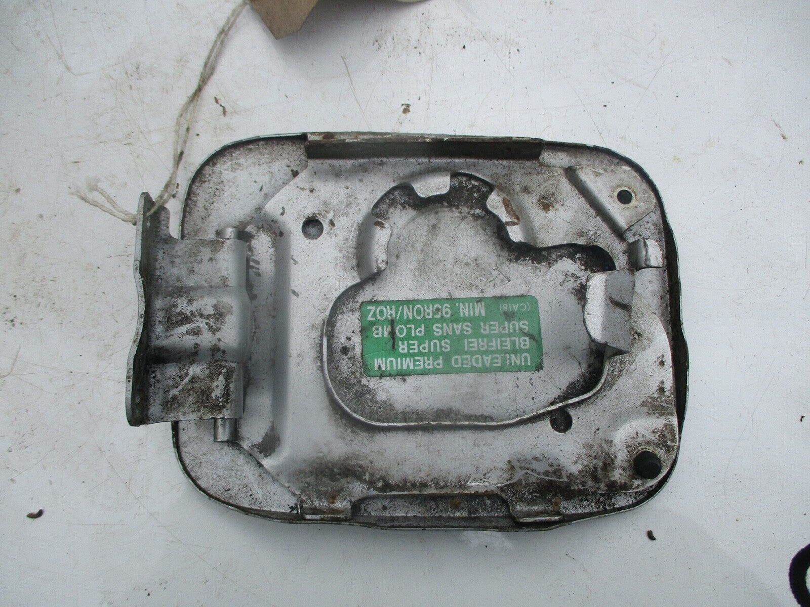 MAZDA MX6 GE (MK2) 1996 SILVER FUEL CAP