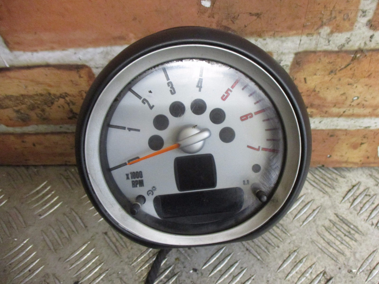 BMW MINI COOPER D 2007 R56 1.6 HDI REV COUNTER DIAL CLOCK SPEEDO UNIT 9139517