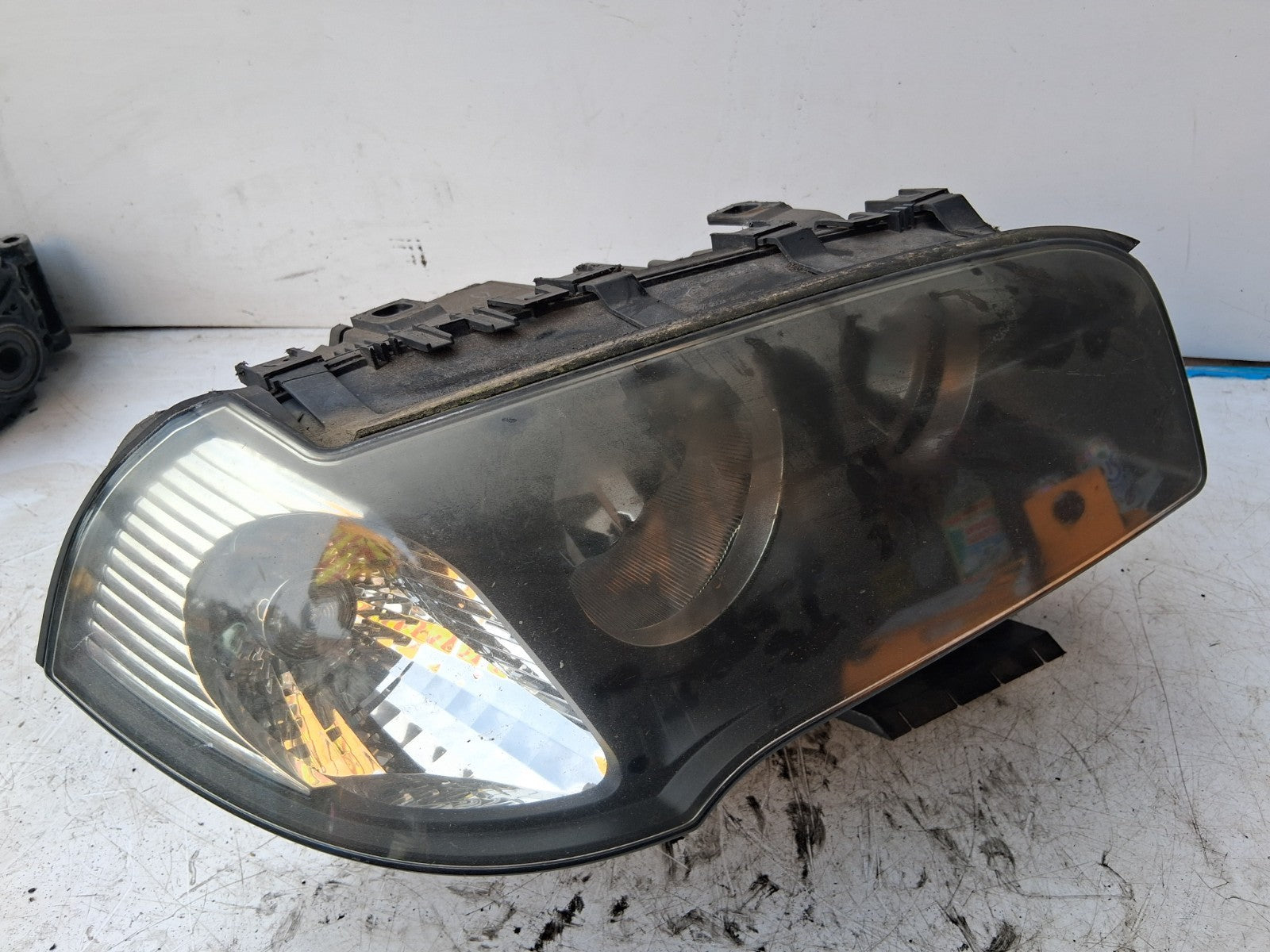 2004 BMW X3 E83 OSF DRIVER SIDE FRONT RIGHT HEADLIGHT 1305630416