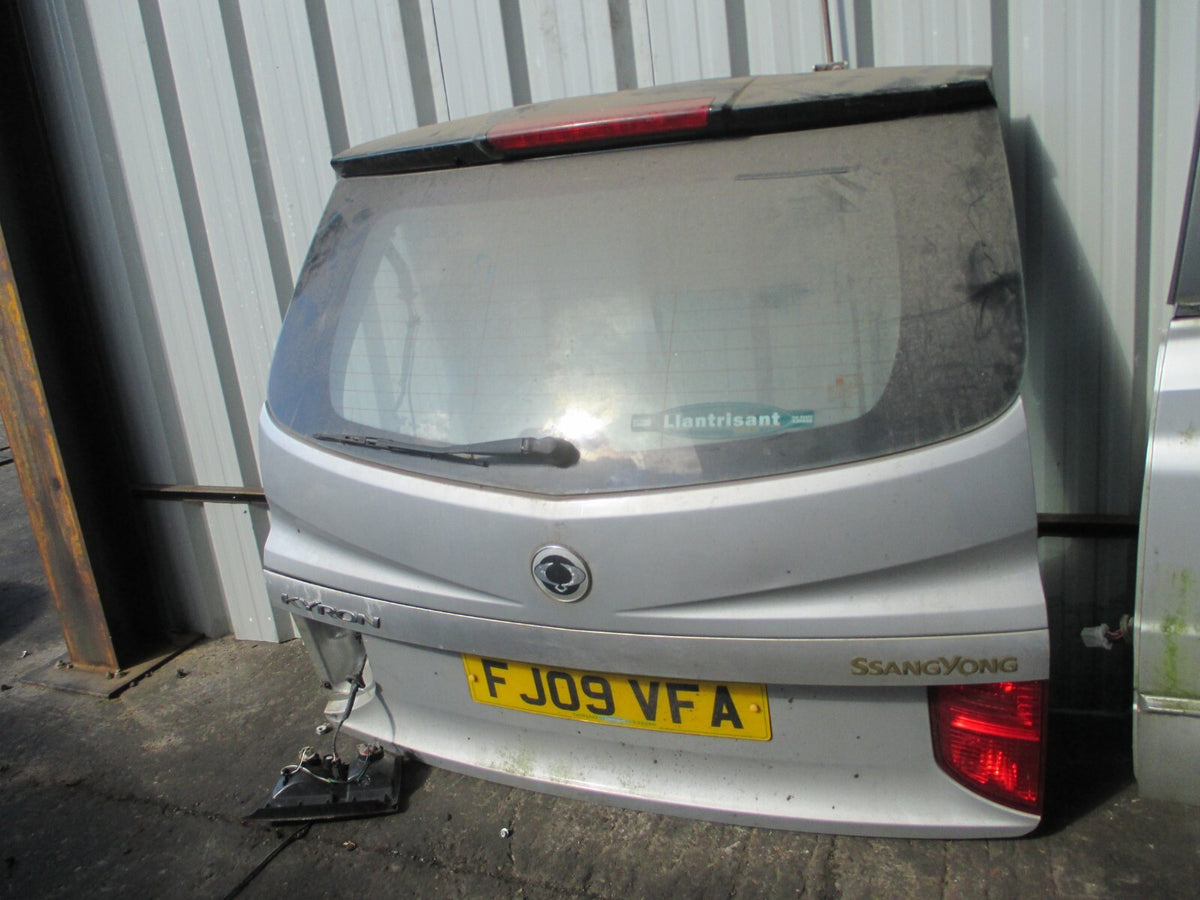 SSANGYONG KYRON 2009 TAILGATE BOOTLID BOOT LID SILVER