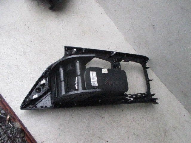 HYUNDAI I40 2014 CENTRE CONSOLE TRAY STORAGE 846703Z900