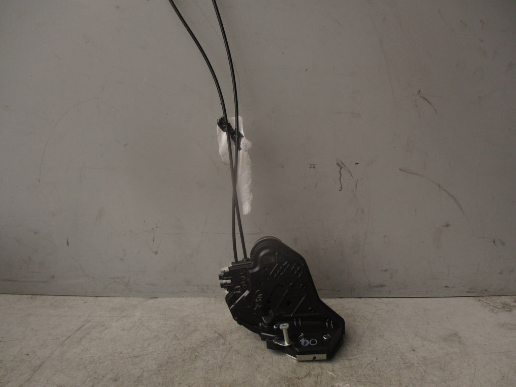 2019 TOYOTA AYGO MK2 NSR PASSENGER SIDE REAR LEFT DOOR LOCK MECHANISM