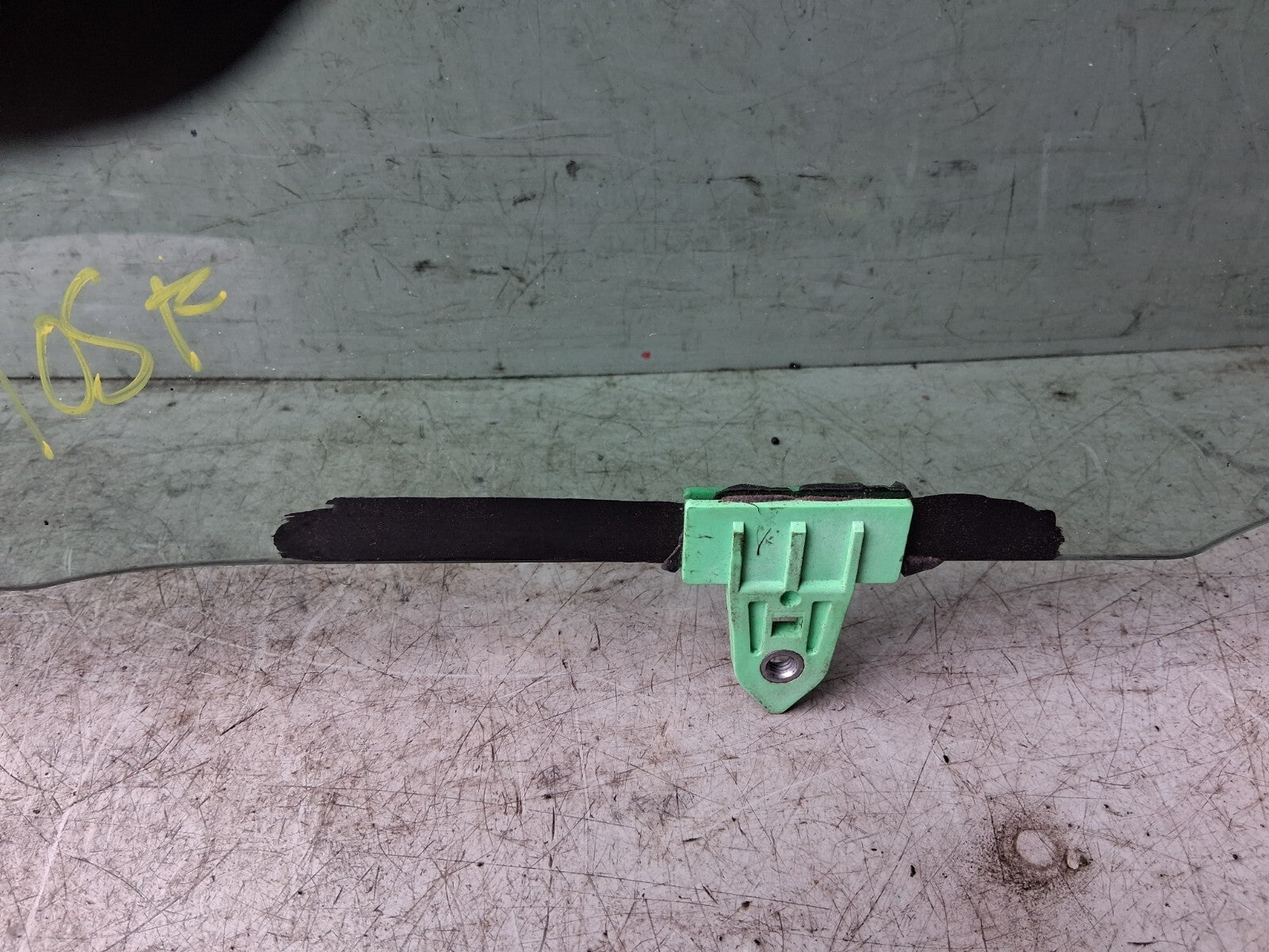 2012 NISSAN QASHQAI J10 OSF DRIVER SIDE FRONT RIGHT WINDOW GLASS 43R001582