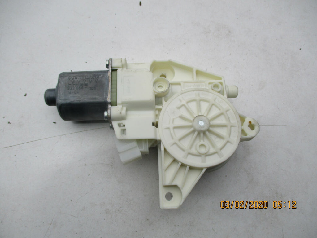 MERCEDES GLA X156 2014 OSF DRIVER SIDE FRONT WINDOW MOTOR 0130822691 A2469065200