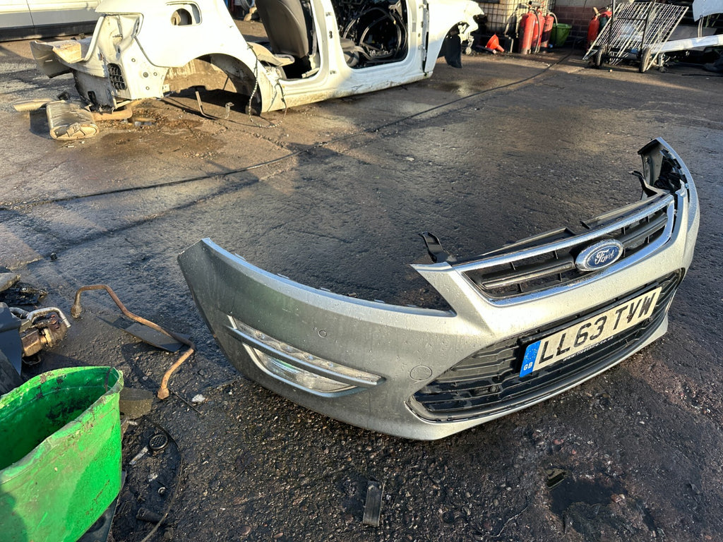 FORD MONDEO MK4 2013 FACELIFT FRONT BUMPER COMPLETE WITH DRL GRILLS H8 SILVER