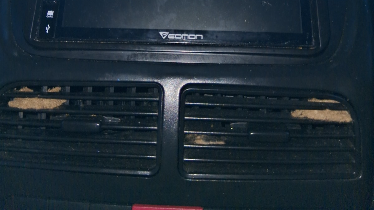2015 VAUXHALL COMBO D FRONT DASHBOARD CENTER BOTH AIR VENTS