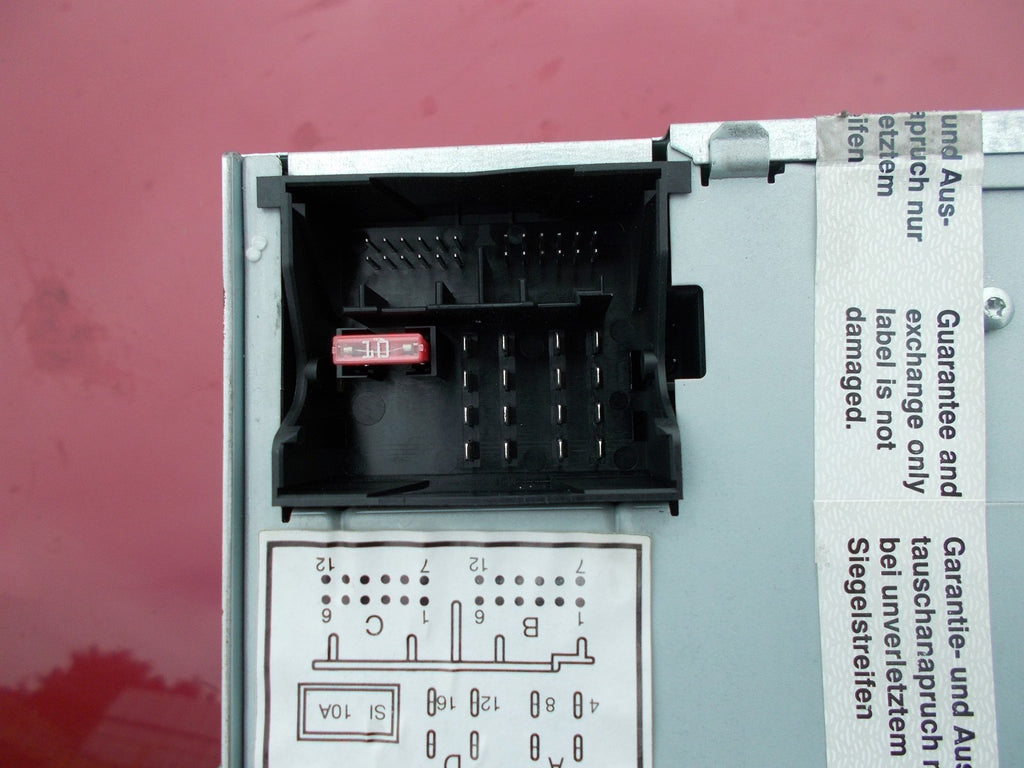 VOLKSWAGEN PASSAT B6 RADIO CD PLAYER 18438091