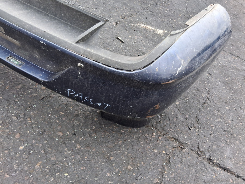 2014 VW VOLKSWAGEN PASSAT B7 SALOON COMPLETE REAR BUMPER BLUE