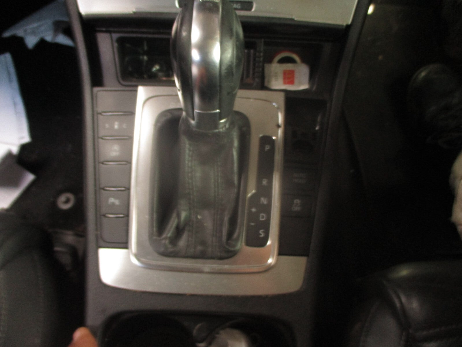 2012 VOLKSWAGEN PASSAT CC AUTOMATIC GEARSTICK SURROUND TRIM COVER & SWITCHES