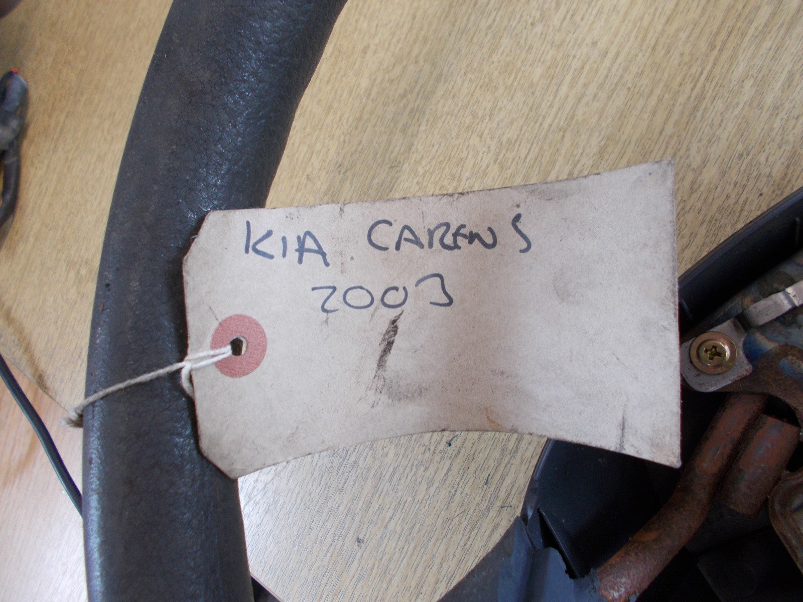 2003 KIA CARENS MK2 BLACK STEERING WHEEL