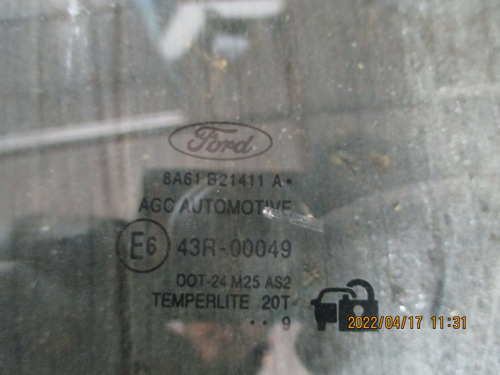 FORD FIESTA 2009 MK6 NSF FRONT PASSENGER SIDE WINDOW GLASS