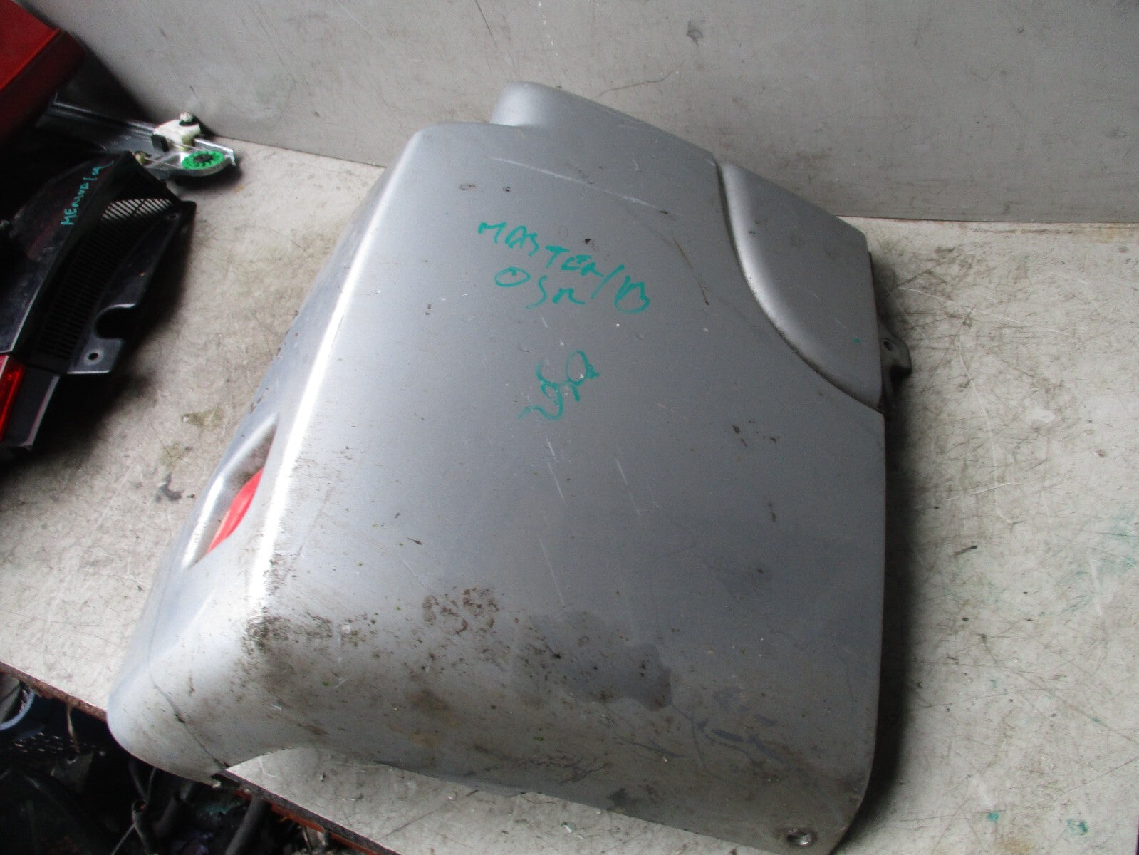 2013 RENAULT MASTER MK3 OSR DRIVER SIDE REAR BUMPER CORNER