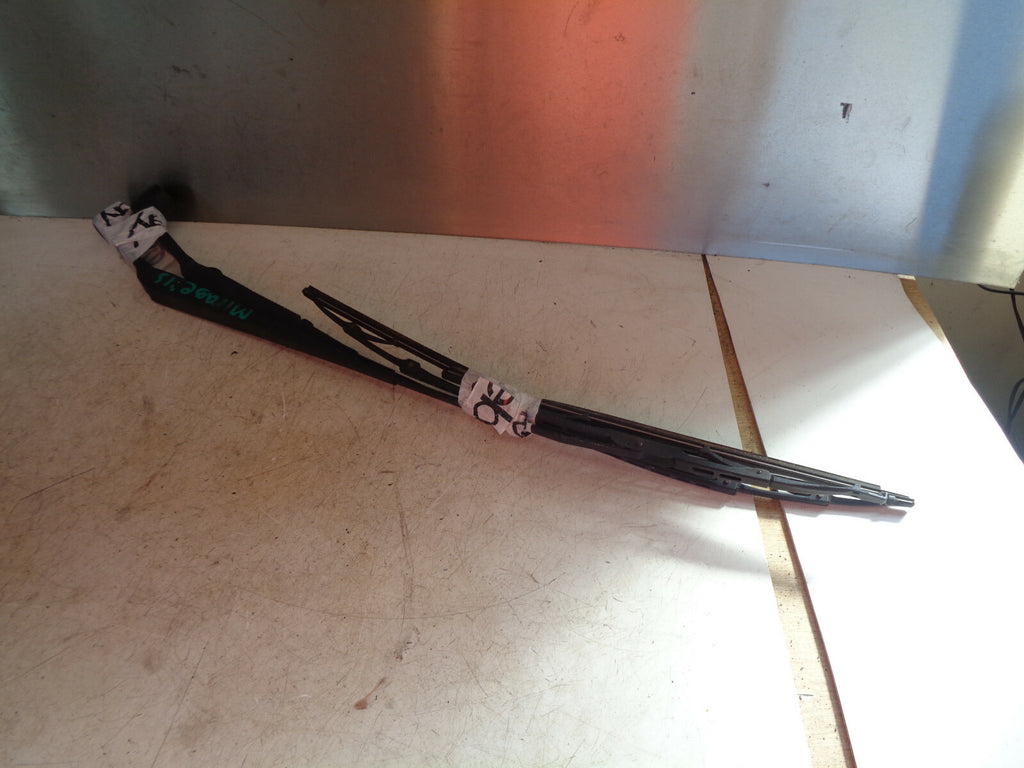 MITSUBISHI MIRAGE 2 2015 FRONT WINDSCREEN WIPER ARM BLADES