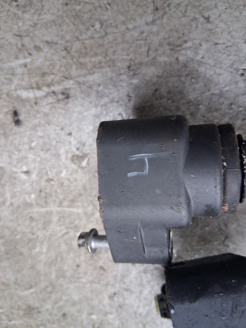 2017 BMW 4 SERIES F36 GRAN COUPE IGNITION COIL PACK 77460003