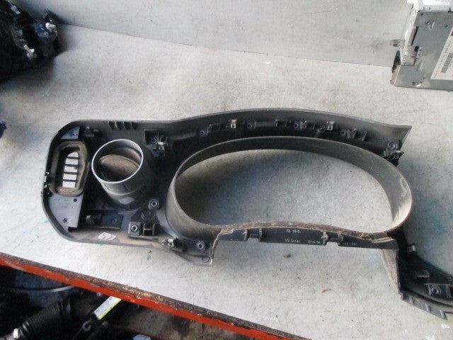 2009 PEUGEOT PARTNER MK2 SPEEDO SURROUND TRIM 9680897377