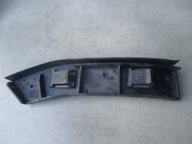 2005 VOLKSWAGEN POLO OSF DRIVERS SIDE REAR BUMPER LEFT BRACKET HOLDER 6Q0807184