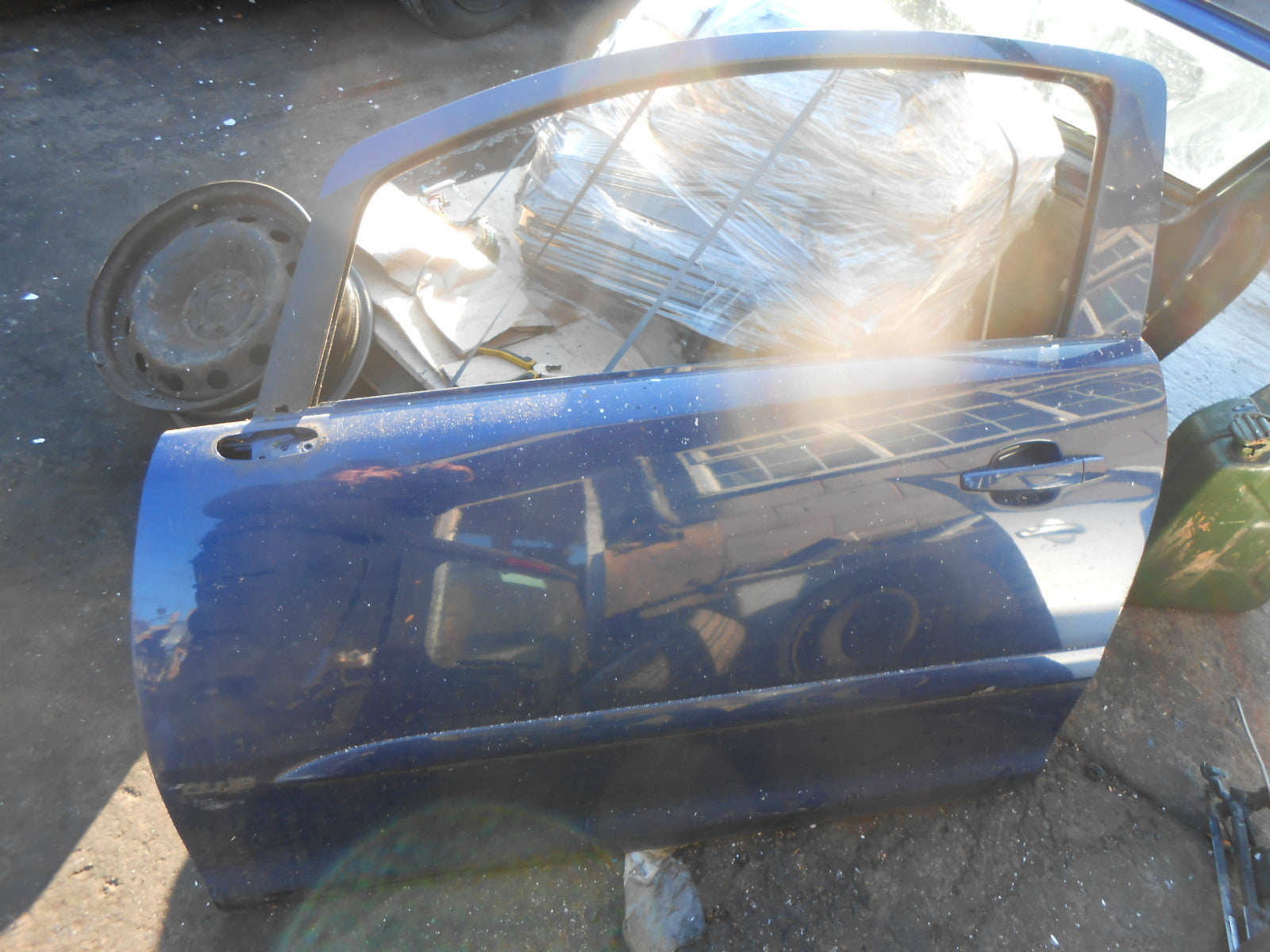 VAUXHALL CORSA D 2007 3 DOOR NS PASSENGER SIDE DOOR & GLASS LOCK MECH BLUE