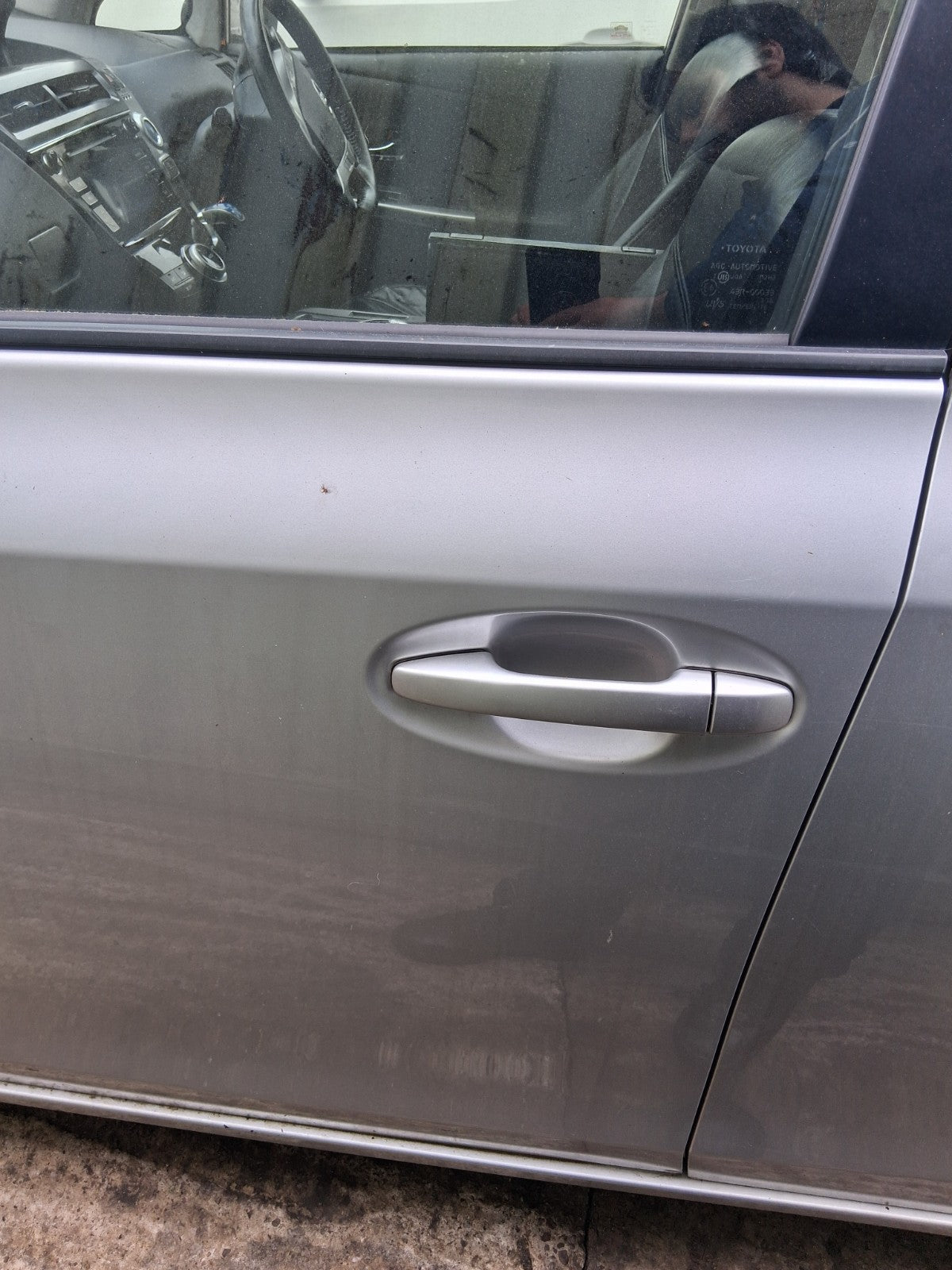 2018 TOYOTA PRIUS V PLUS XW40 NSF PASSENGER SIDE FRONT LEFT EXTERIOR DOOR HANDLE