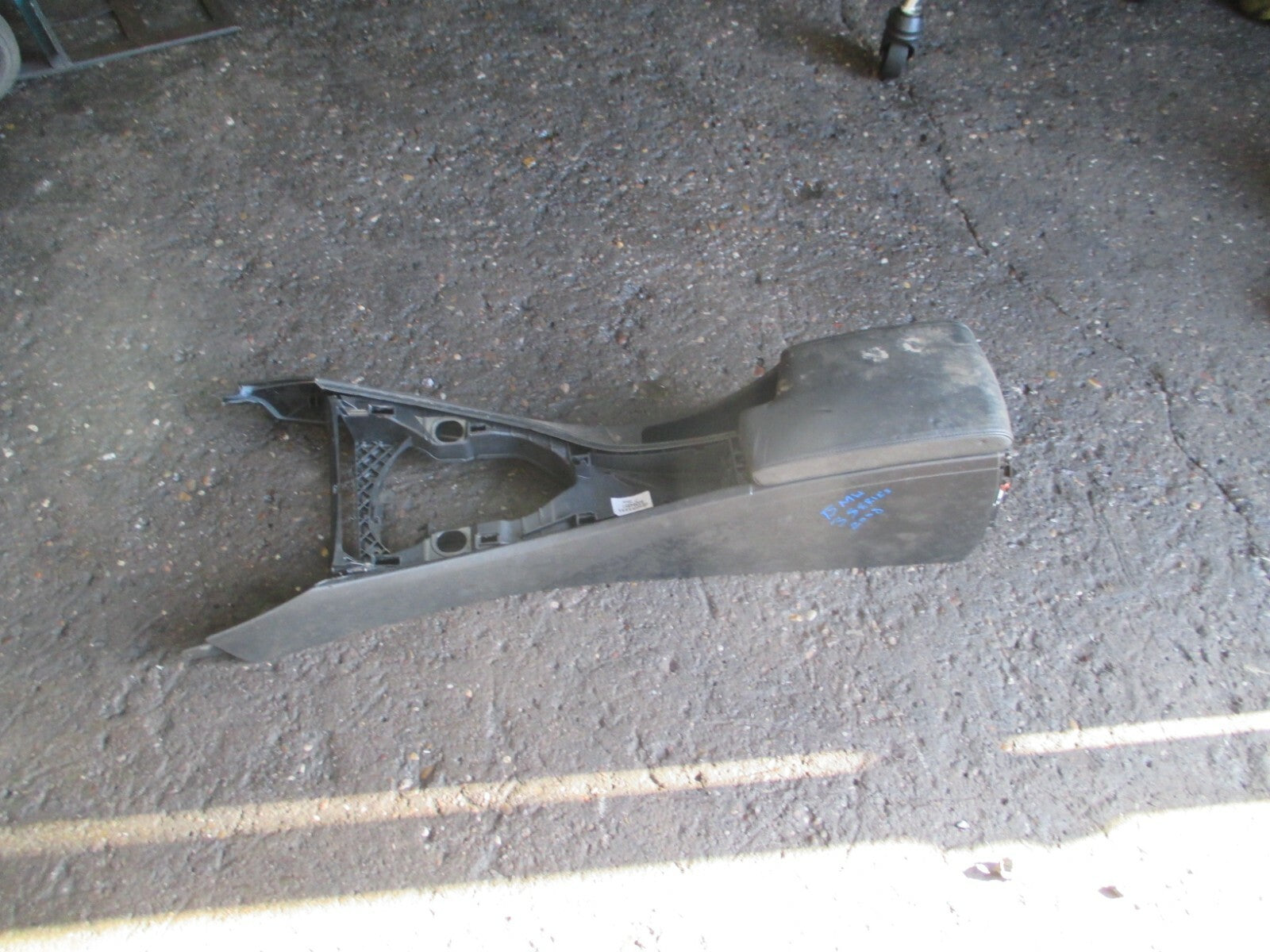 BMW 3 SERIES E90 2008 CENTRE CONSOLE E116233122