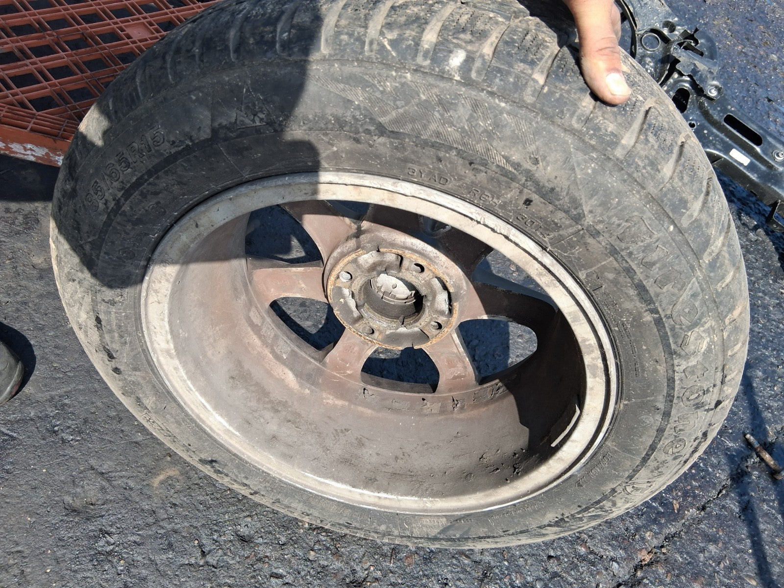 2012 PEUGEOT 208 15 INCH ALLOY WHEEL WITH TYRE 185/65R15