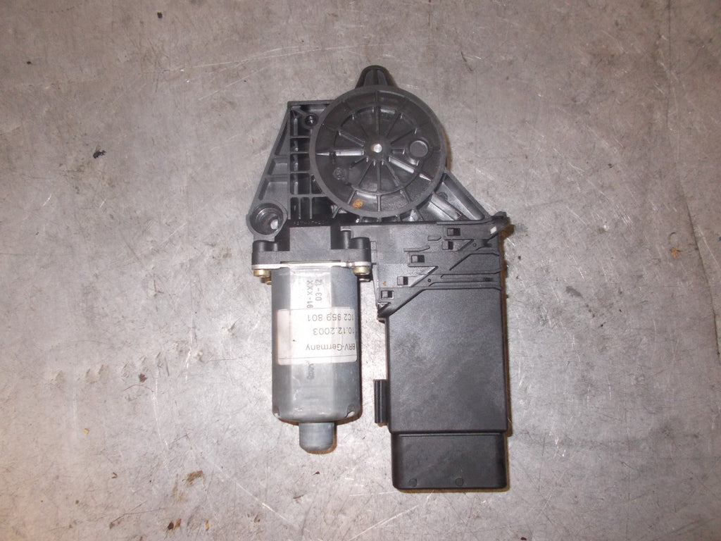 VW VOLKSWAGEN GOLF 2003 MK4 NSF PASSENGER SIDE FRONT WINDOW REGULATOR 1C2959801
