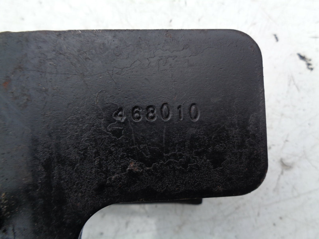 CADILLAC CTS 3.6 2003 2007 TRANSMISSION MOUNTING SUPPORT MOUNT BRACKET P10388704