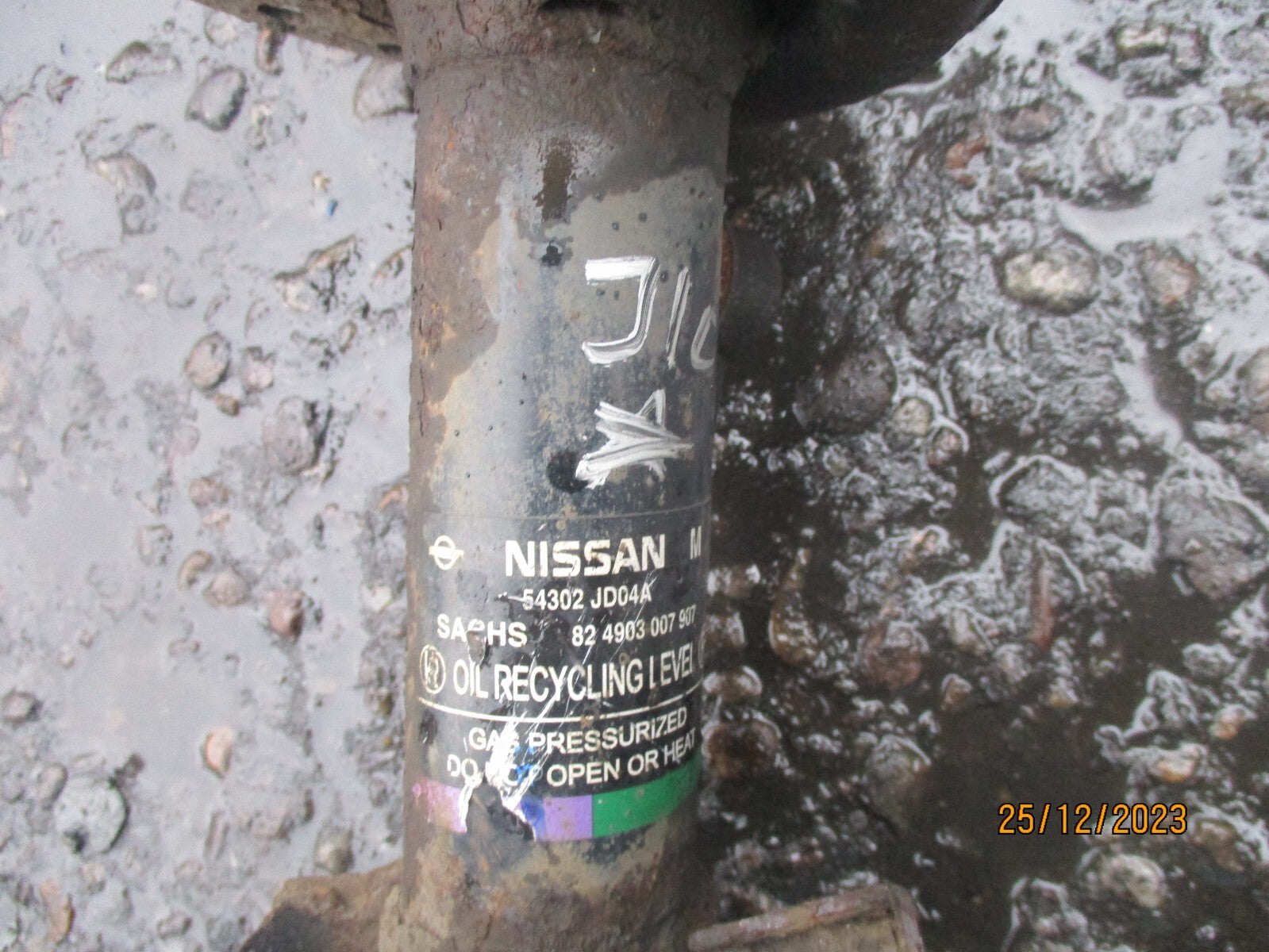 NISSAN QASHQAI J10 2009 1.5 DIESEL OSF DRIVER FRONT SHOCK ABSORBER 54302JD04A