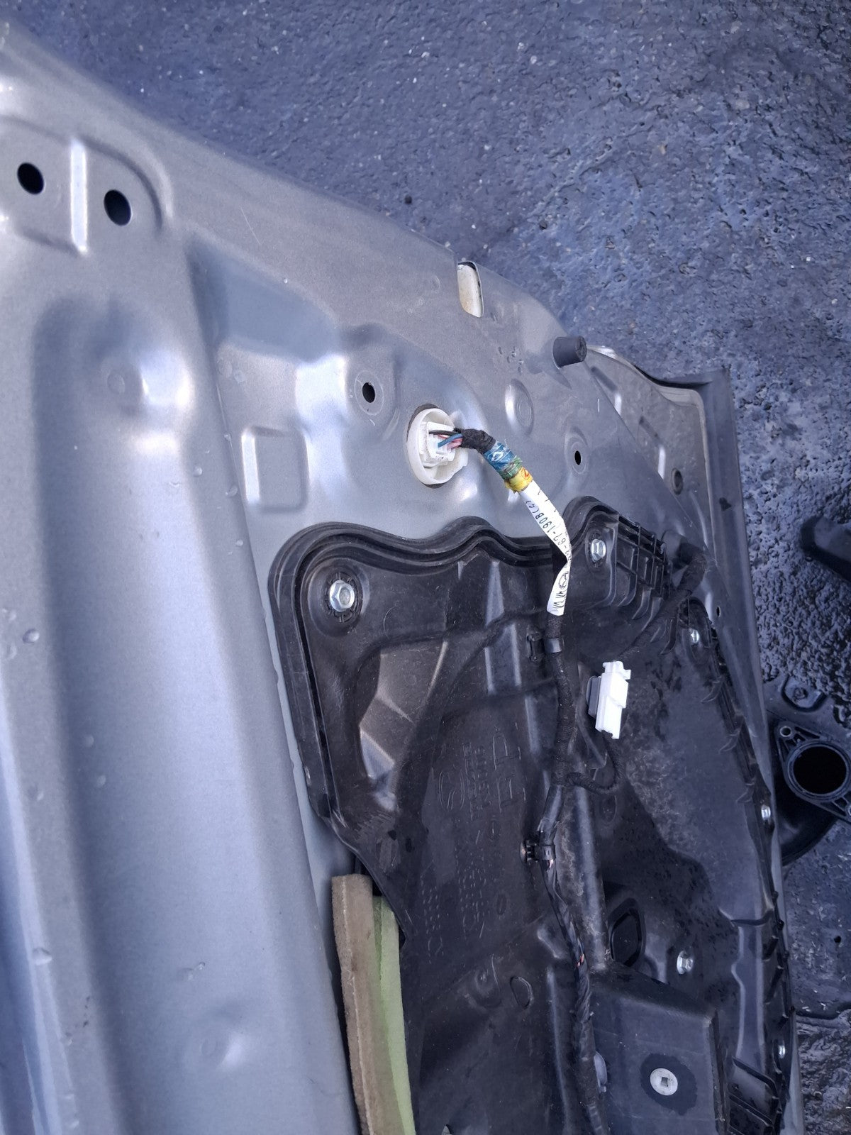 2013 MAZDA CX 5 MK1 OSF DRIVER SIDE FRONT RIGHT BARE DOOR LIQUID SILVER P38