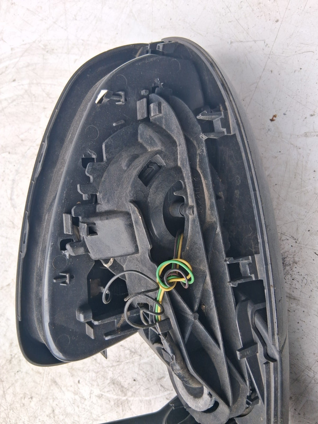 2013 VAUXHALL ASTRA J NSF PASSENGER SIDE LEFT ELECTRIC WING MIRROR 13308361