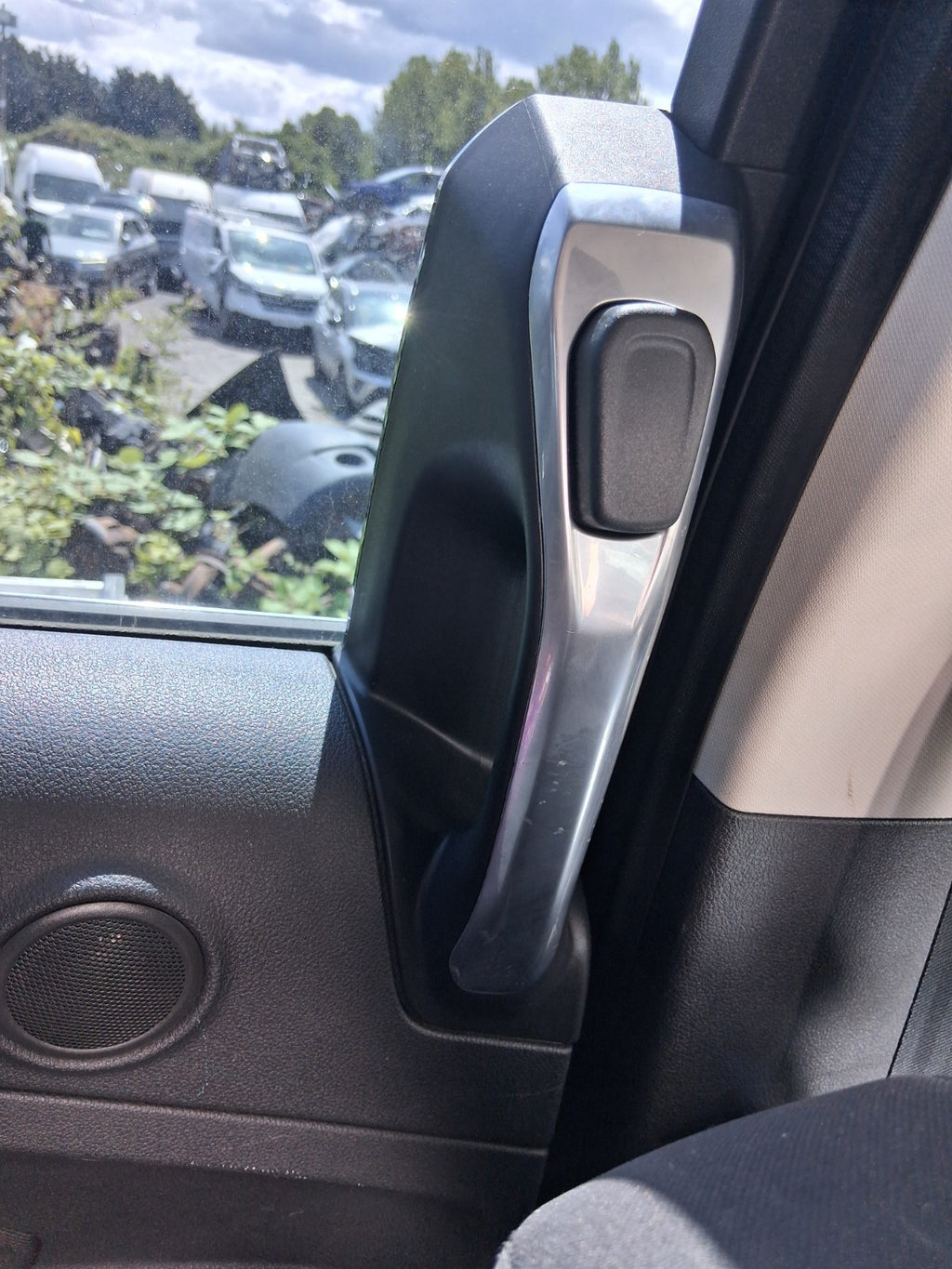 2015 FORD GRAND C MAX MK2 NSR PASSENGER SIDE REAR LEFT INNER DOOR HANDLE