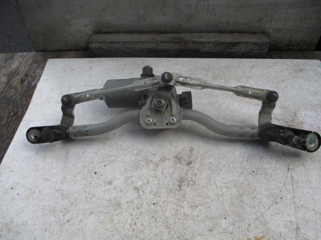 FORD KA + 2018 1.2 PETROL FRONT WINDSCREEN WIPER MOTOR LINKAGE E4B517500BF