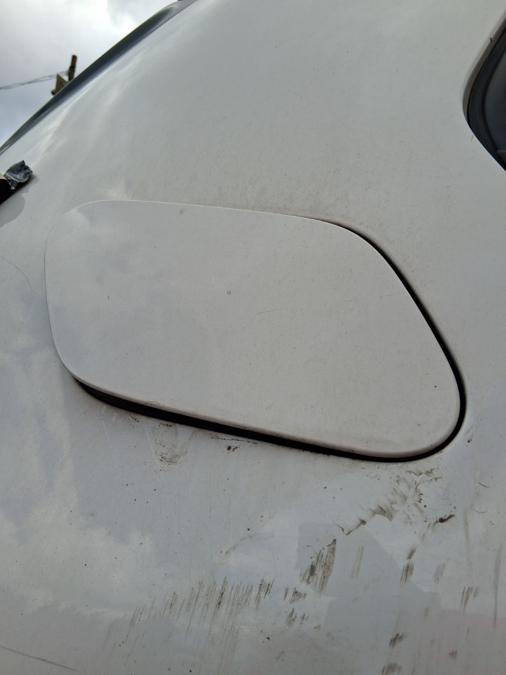 2016 VOLKSWAGEN GOLF MK7 FUEL FLAP LID COVER PURE WHITE LC9A