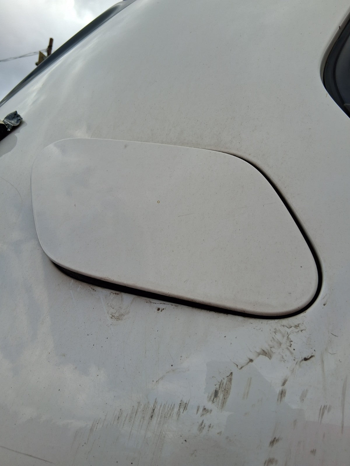 2016 VOLKSWAGEN GOLF MK7 FUEL FLAP LID COVER PURE WHITE LC9A