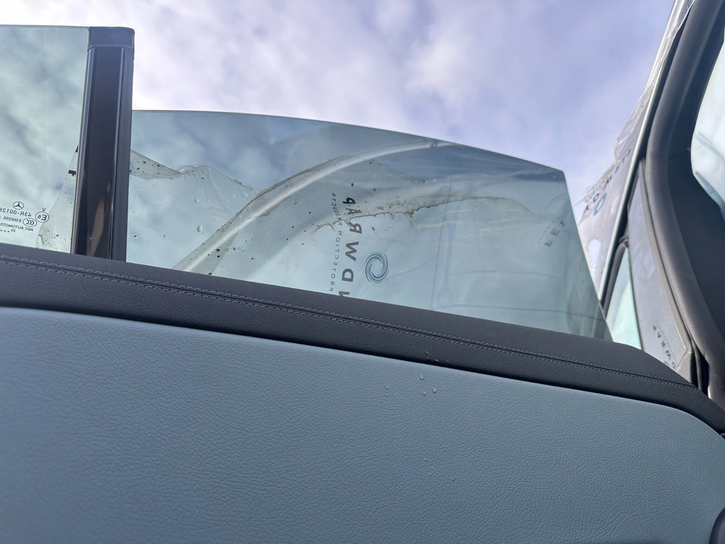 2023 MERCEDES CLA C118 NSR PASSENGER SIDE REAR DOOR DROP DOWN GLASS WINDOW PANE
