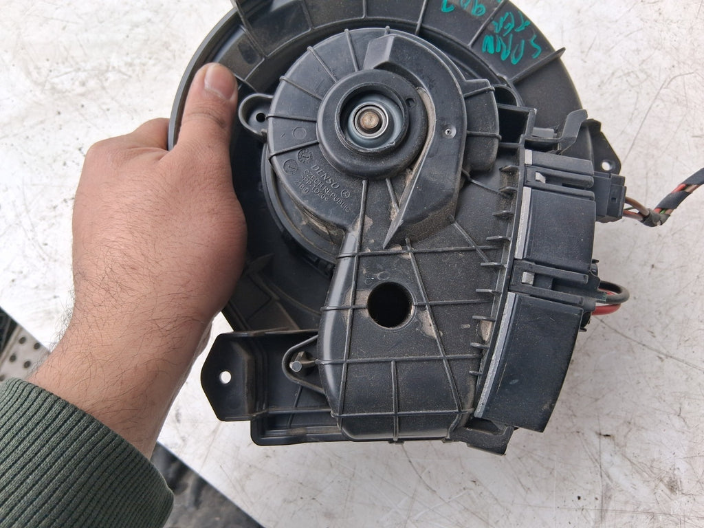 2021 MERCEDES BENZ SPRINTER W907 HEATER BLOWER MOTOR FAN A0008308002