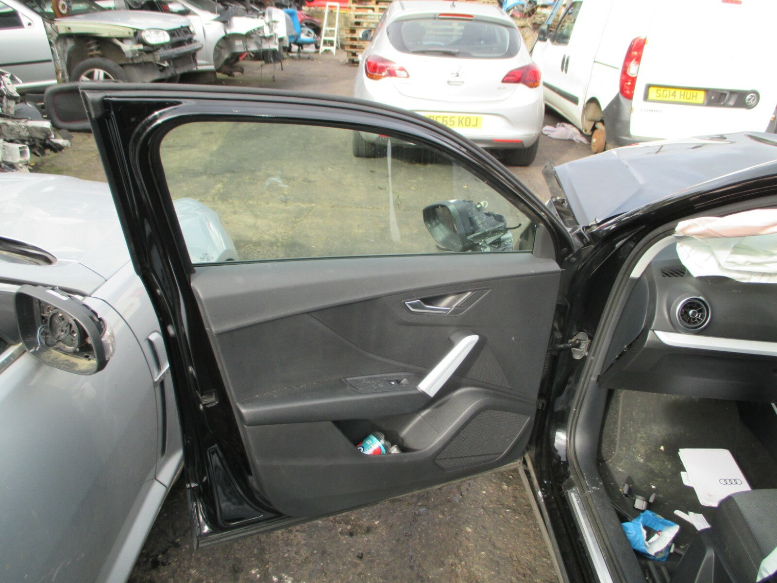 AUDI Q2 MK1 2020 NSF PASSENGER SIDE FRONT PLASTIC DOOR CARD PANEL ONLY