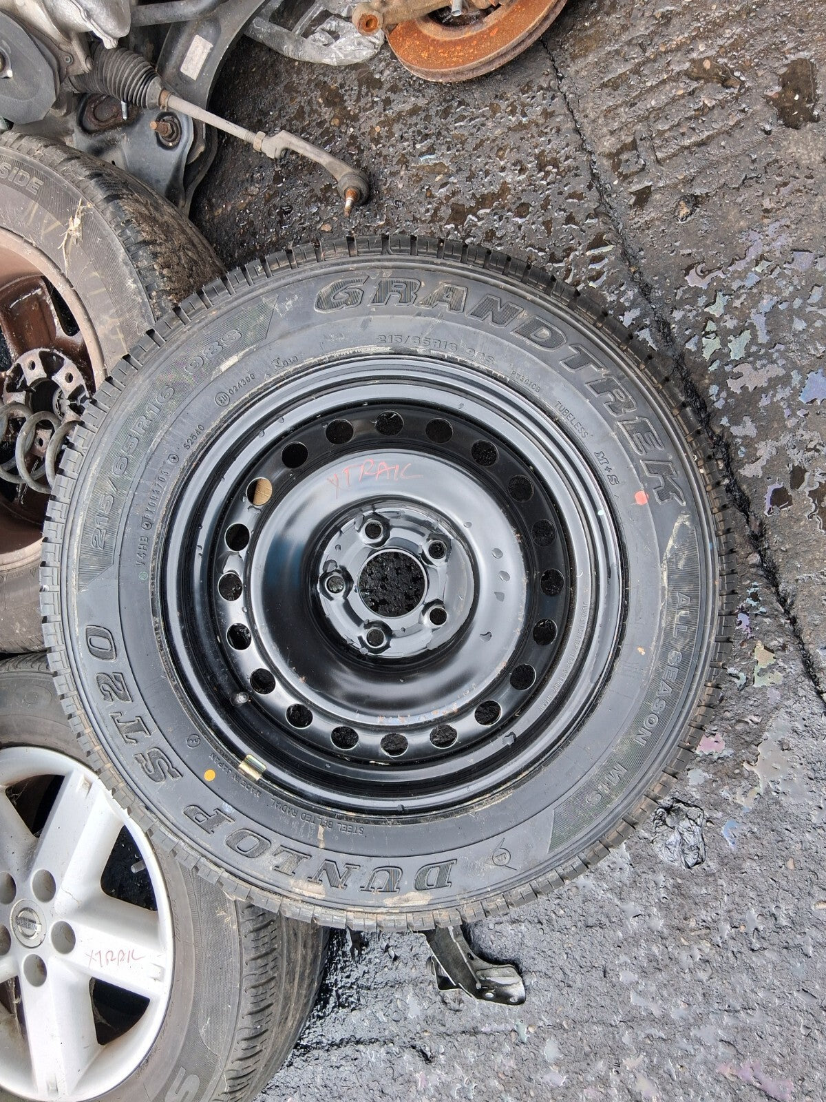 2007 NISSAN X TRAIL MK1 16 INCH STEEL WHEEL WITH TYRE 215/65R16