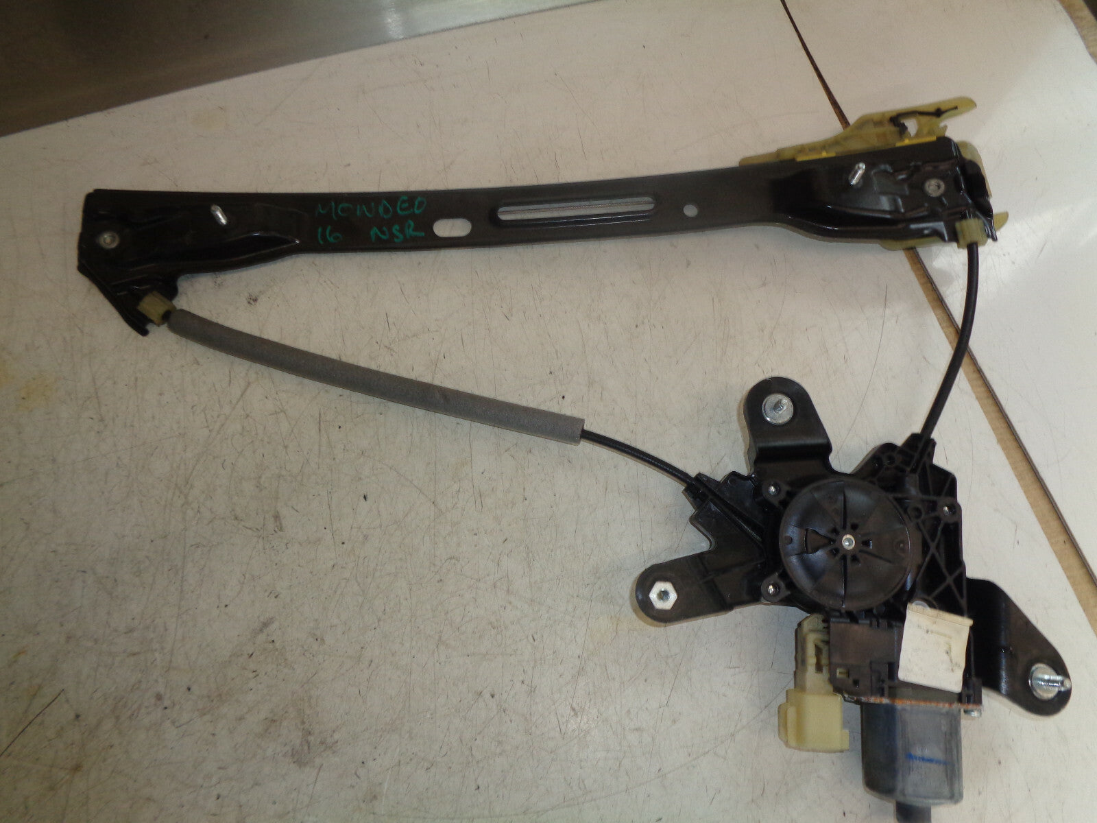 FORD MONDEO MK5 2016 NSR PASSENGER REAR DOOR WINDOW REGULATOR MOTOR MECHANISM