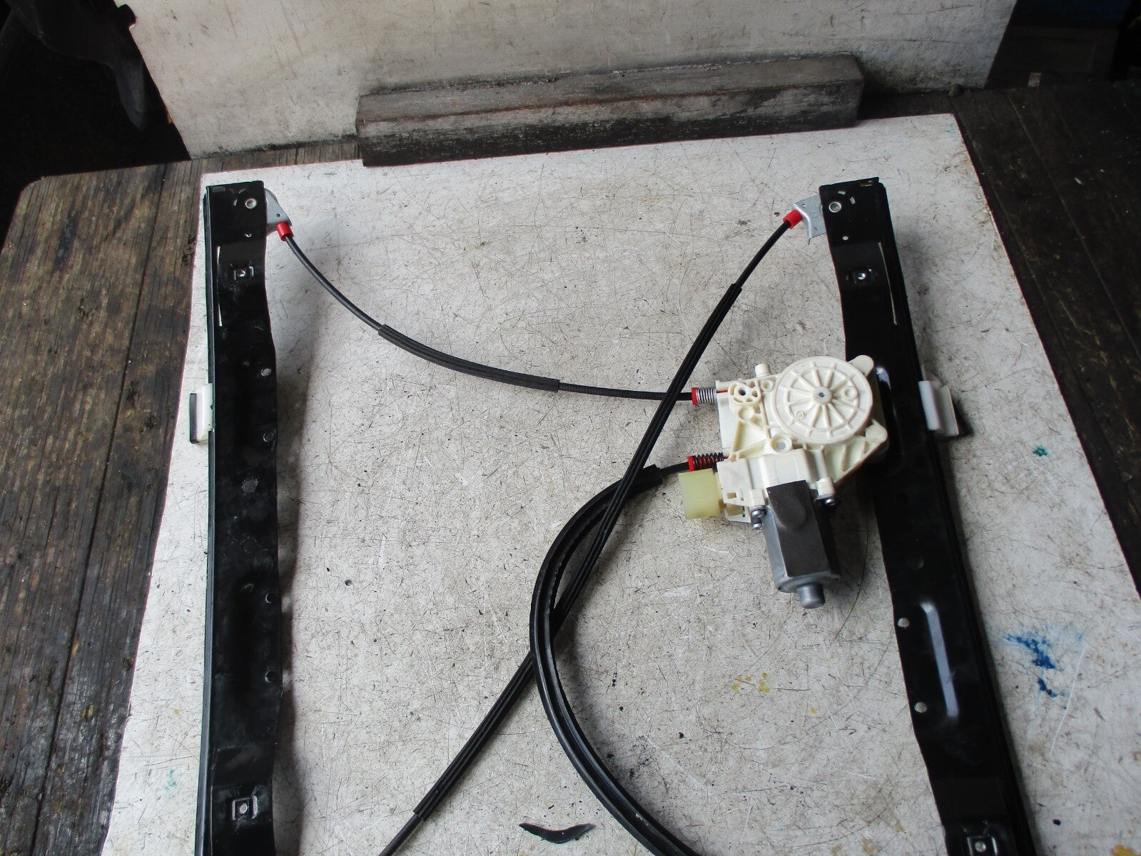 FORD MONDEO 2019 NSR PASSENGER SIDE REAR WINDOW MOTOR & REGULATOR C04397101