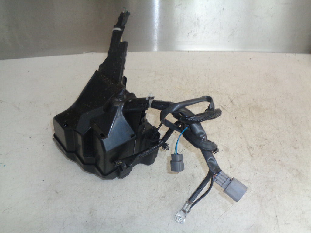 MAZDA 2 MK2 2008-2013 FRONT UNDER BONNET FUSE BOX RELAY BLACK